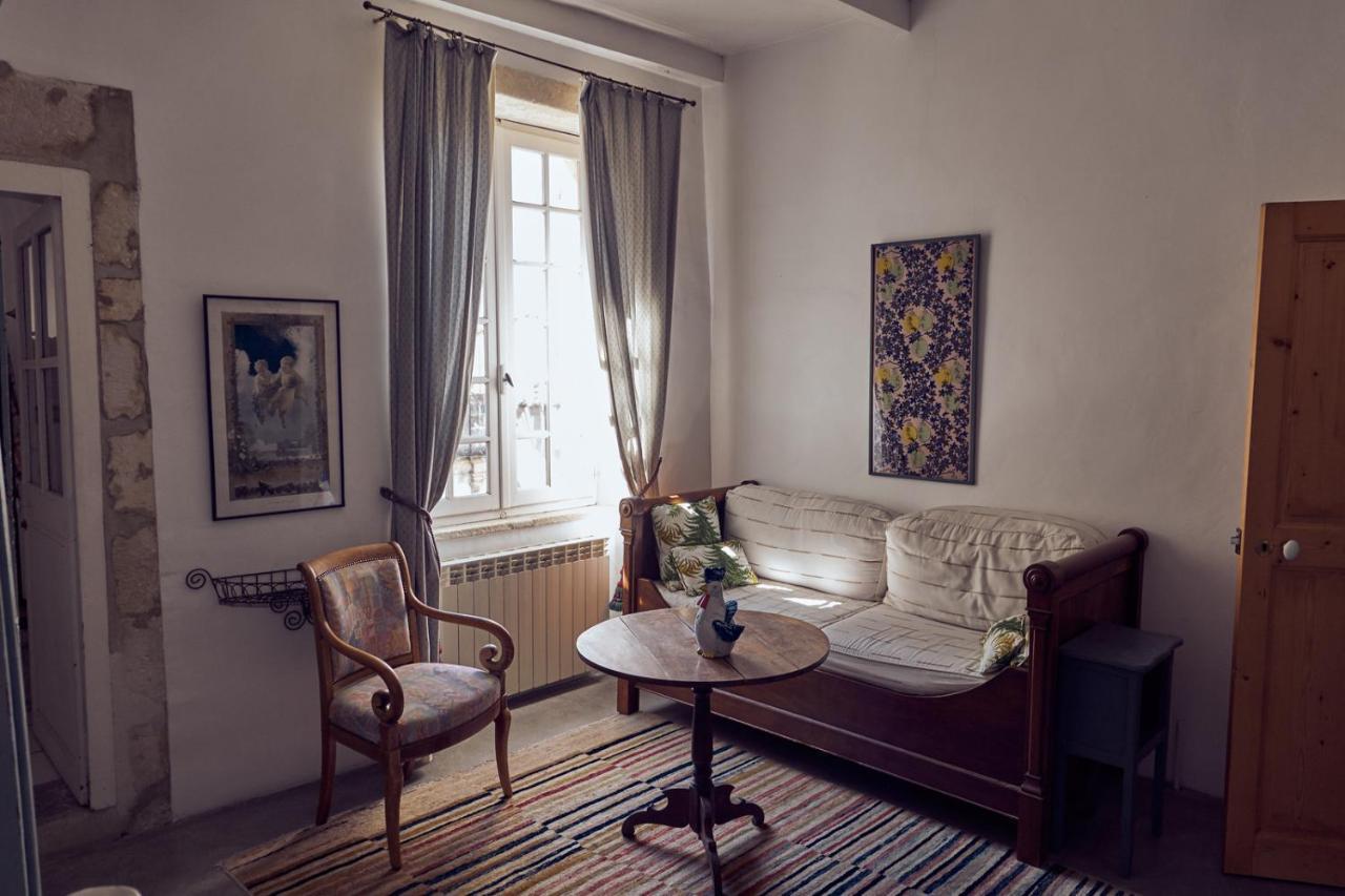 Hotel De L Orange Sommières Екстериор снимка