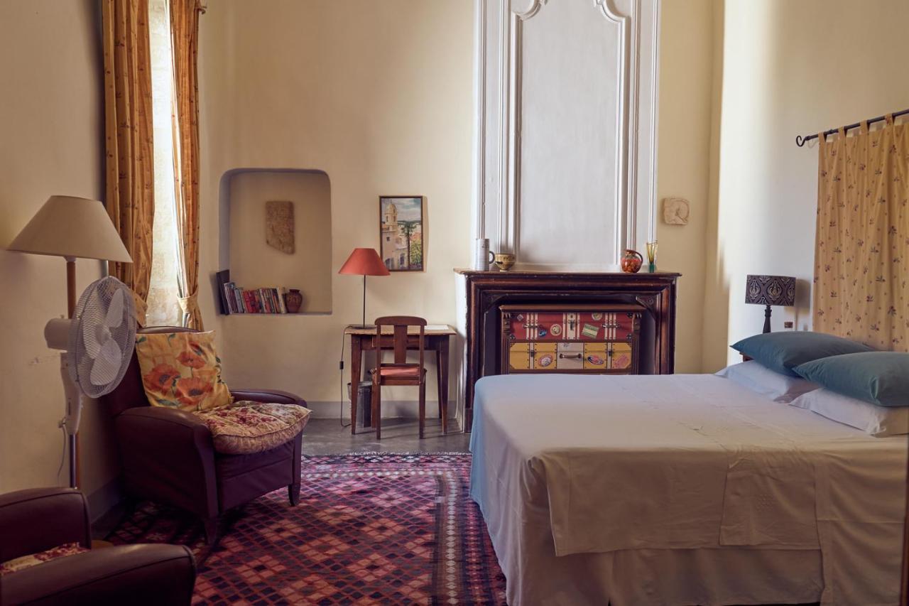 Hotel De L Orange Sommières Екстериор снимка