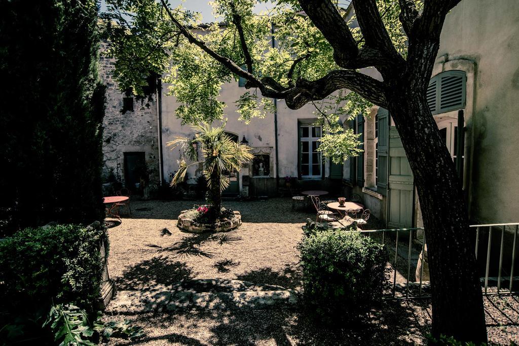 Hotel De L Orange Sommières Екстериор снимка