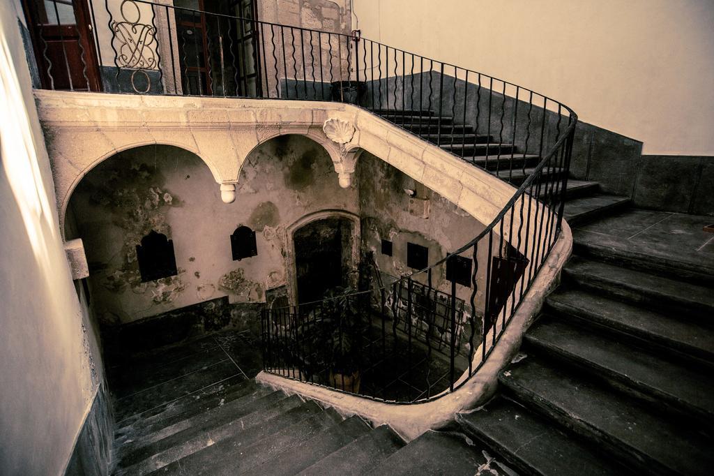 Hotel De L Orange Sommières Екстериор снимка