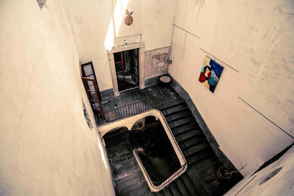Hotel De L Orange Sommières Екстериор снимка